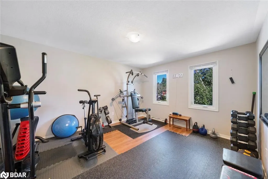 2725 Shering Crescent