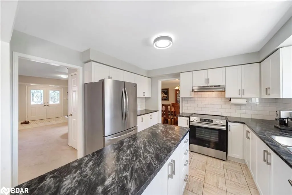 2725 Shering Crescent