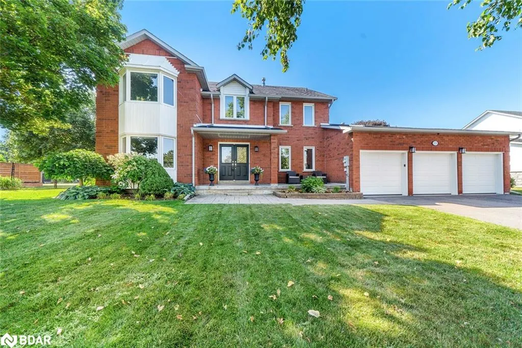 2725 Shering Crescent