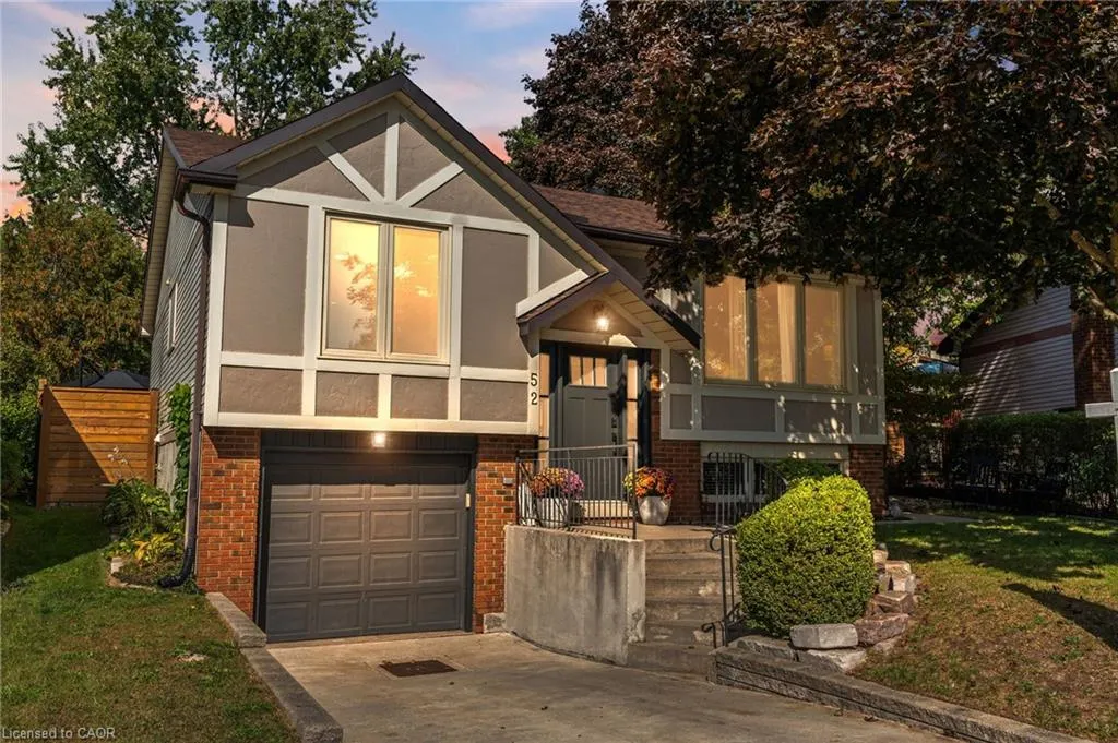 52 Cindy Avenue