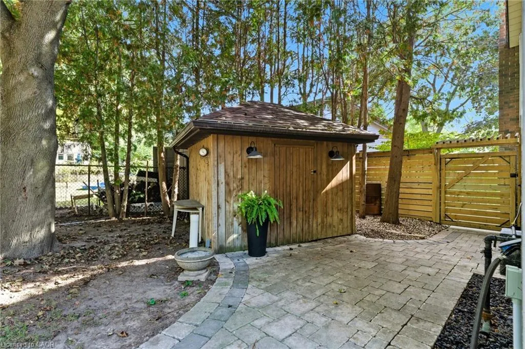 52 Cindy Avenue
