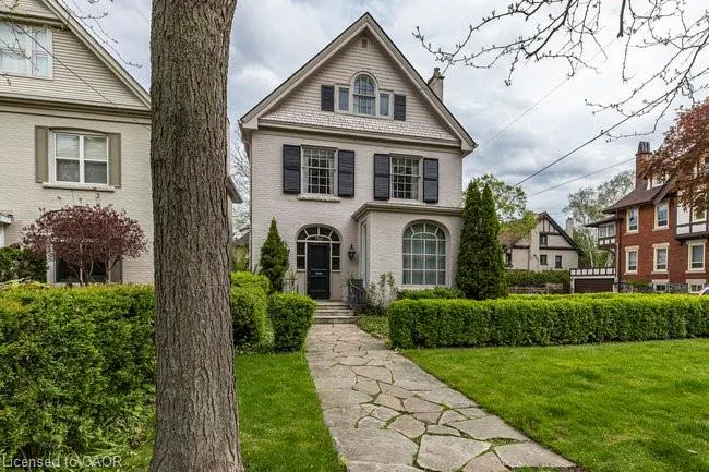 142 Aberdeen Avenue