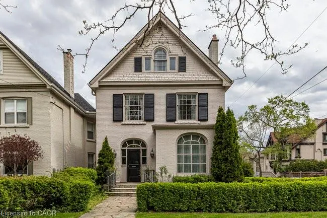 142 Aberdeen Avenue