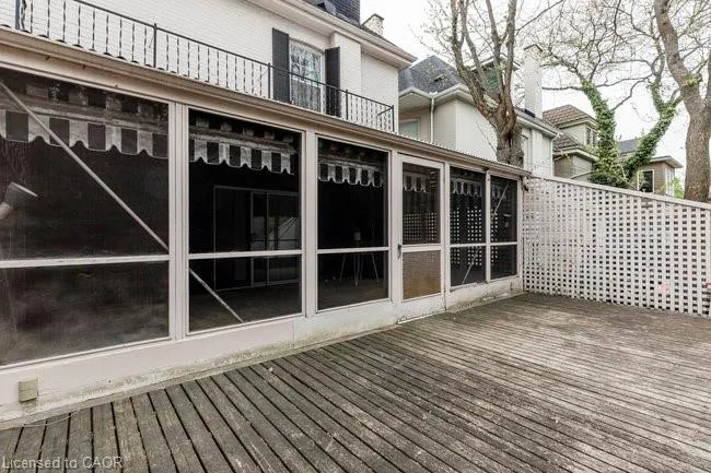 142 Aberdeen Avenue