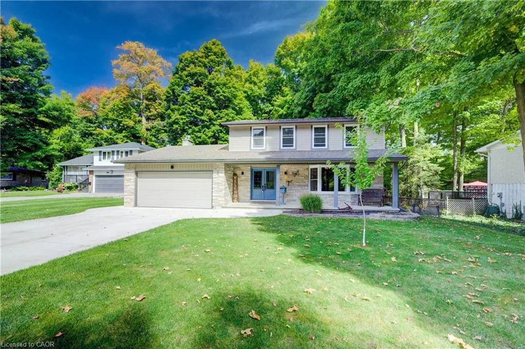 6 Purple Martin Court