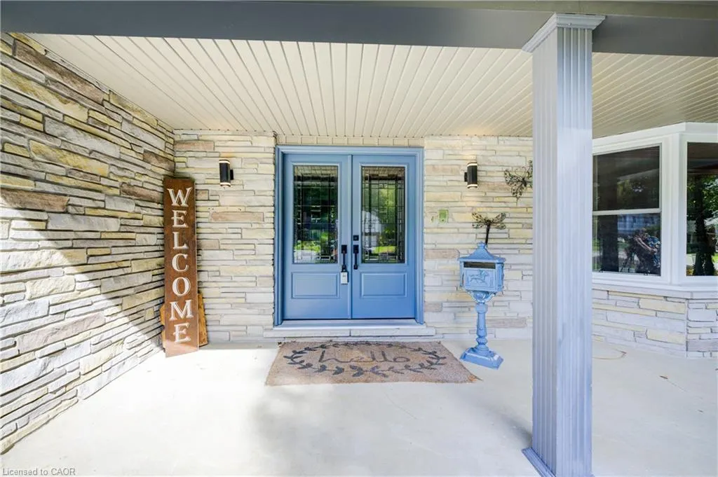 6 Purple Martin Court
