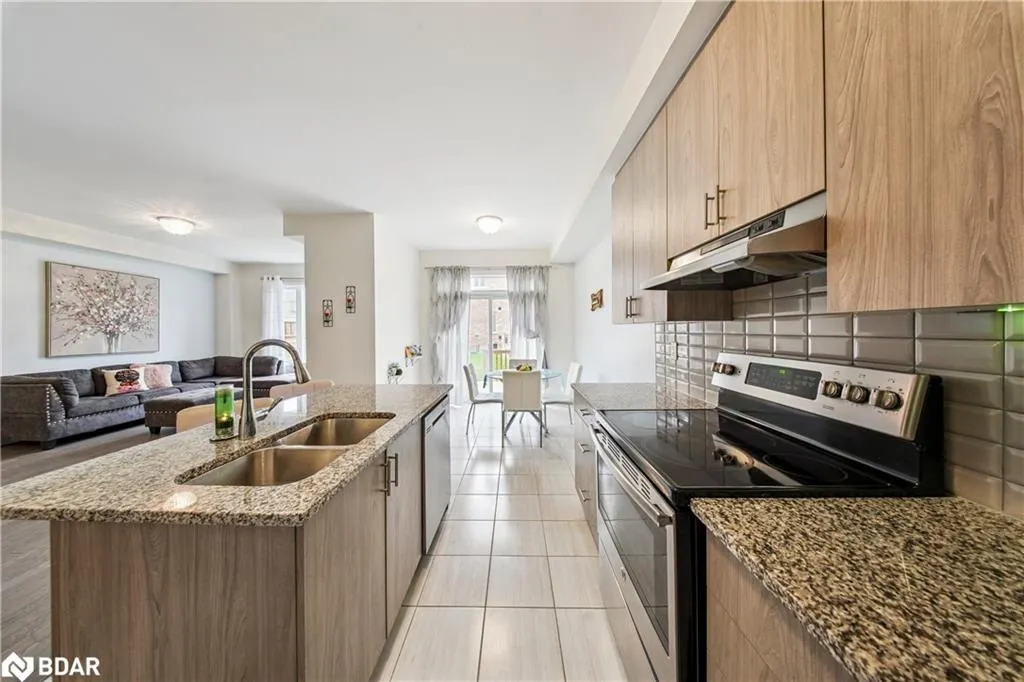 4 Hickling Lane