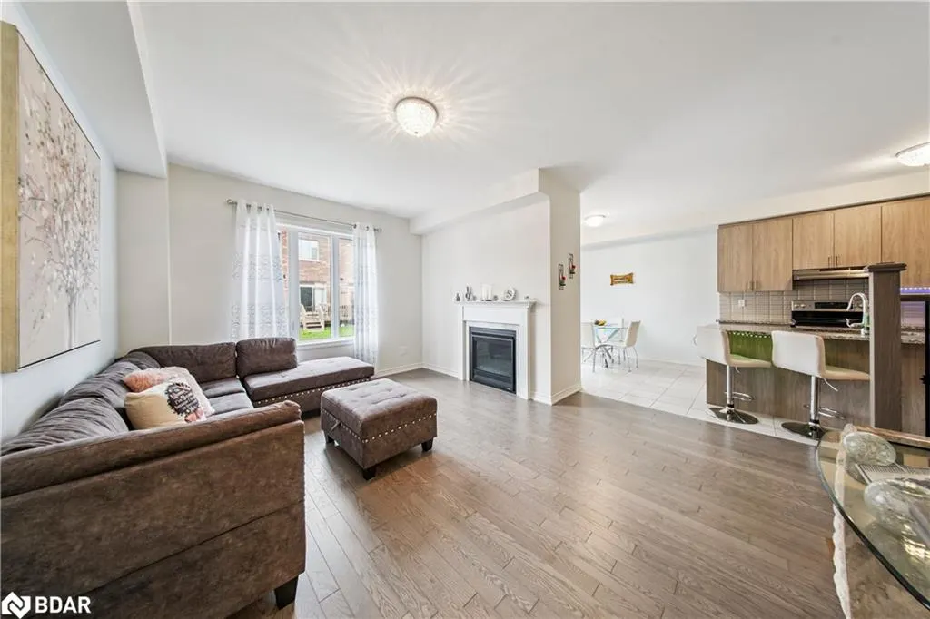 4 Hickling Lane