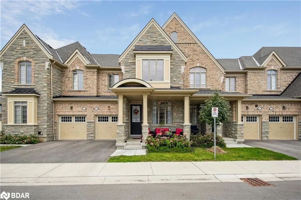 4 Hickling Lane