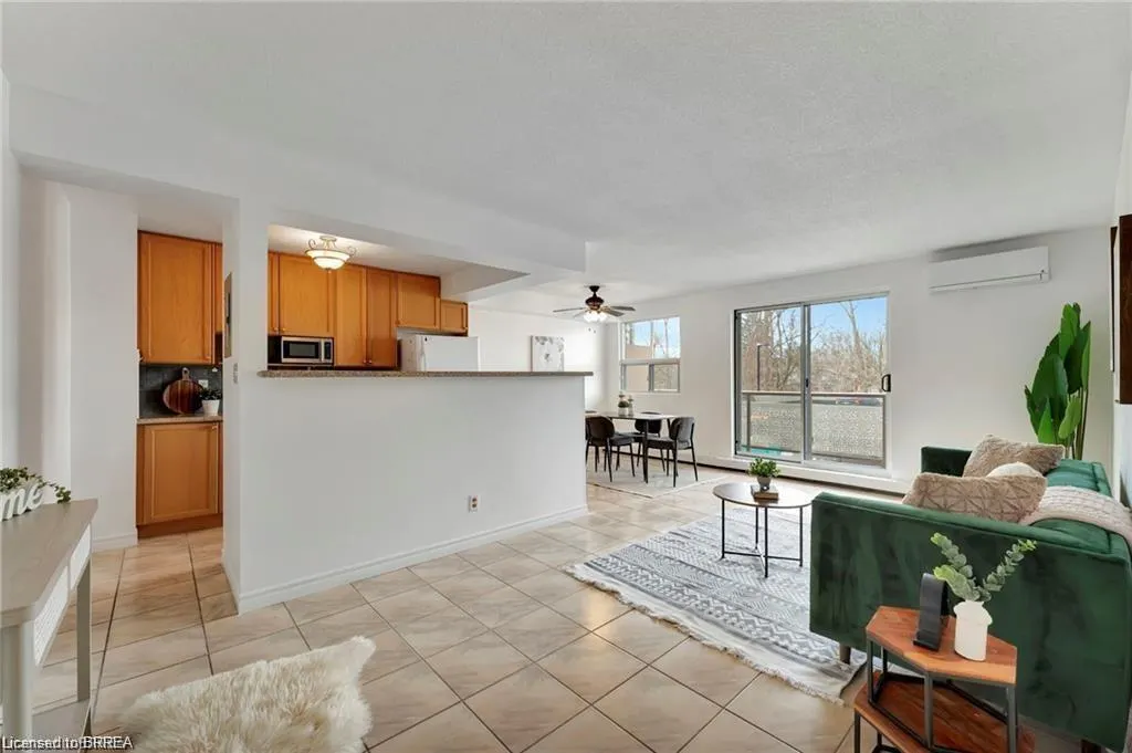 793 Colborne Street, #207
