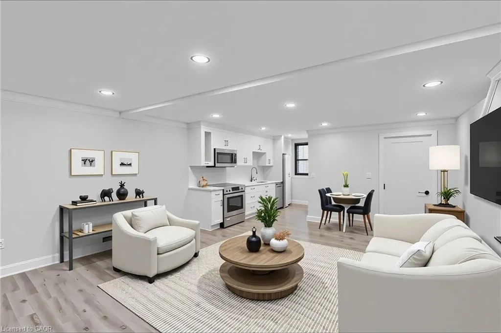 66 Broadway Avenue, #UPPER