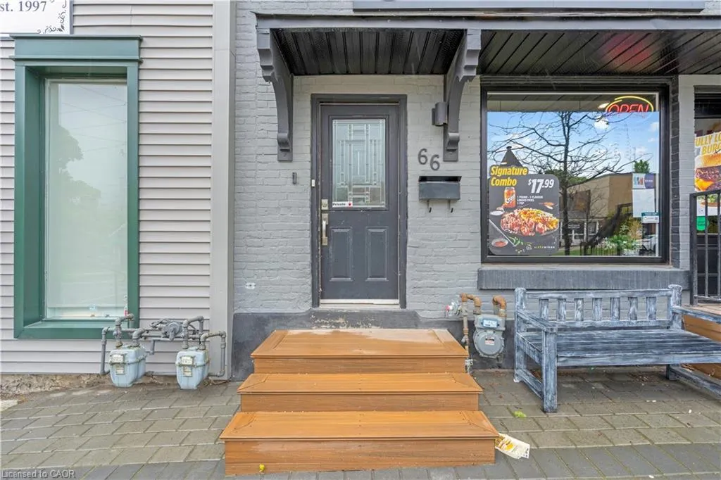 66 Broadway Avenue, #UPPER