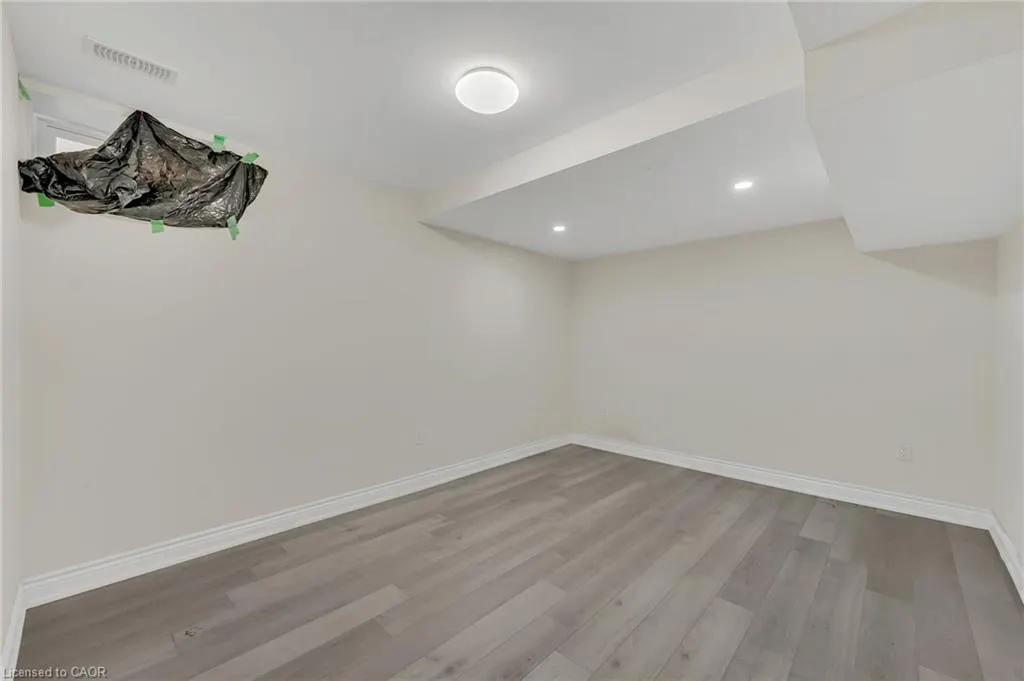 22 Wainwright Drive