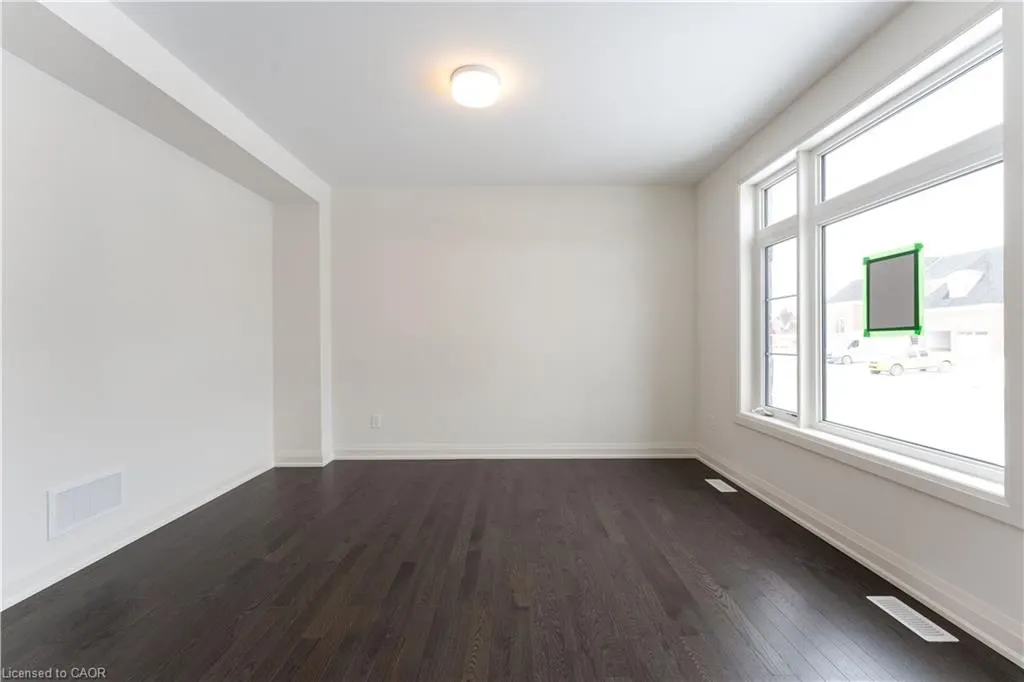 5 Mayflower Gardens
