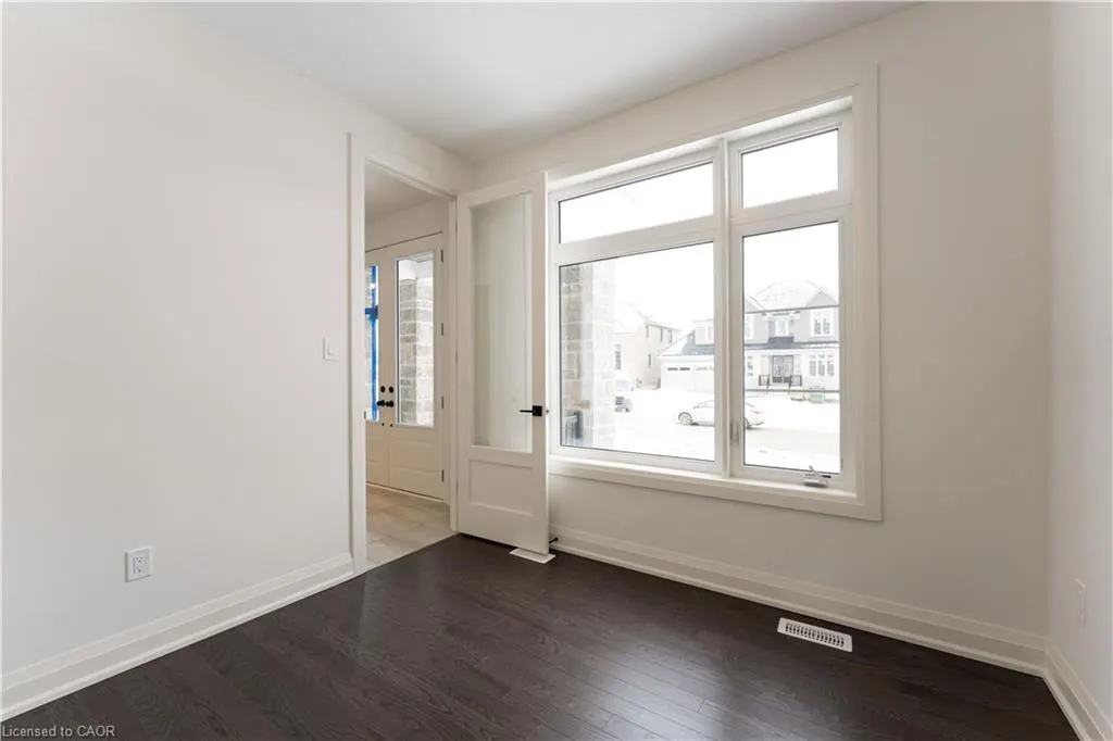 5 Mayflower Gardens