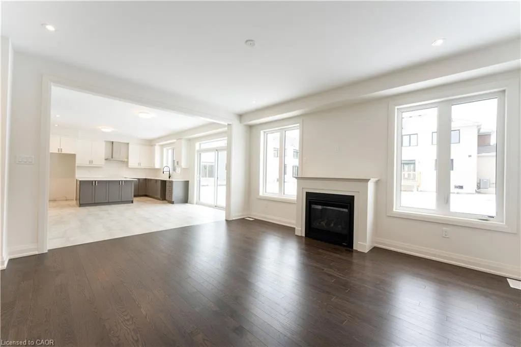 5 Mayflower Gardens