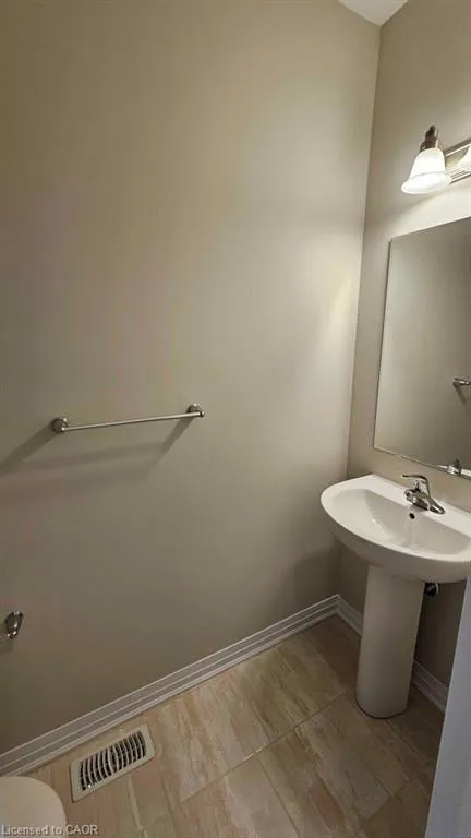 25 Isherwood Avenue, #J137