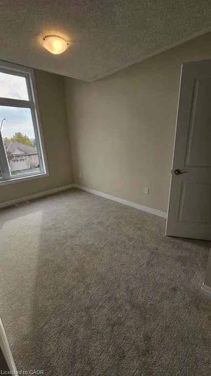 25 Isherwood Avenue, #J137