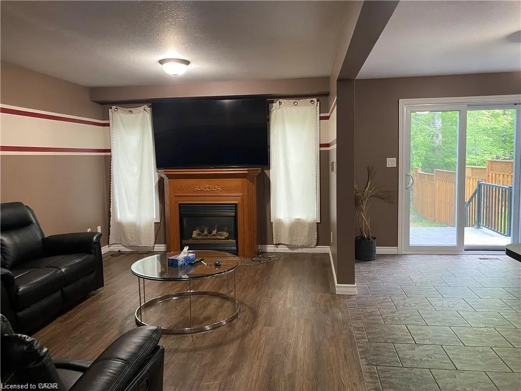 226 Bush Clover Crescent