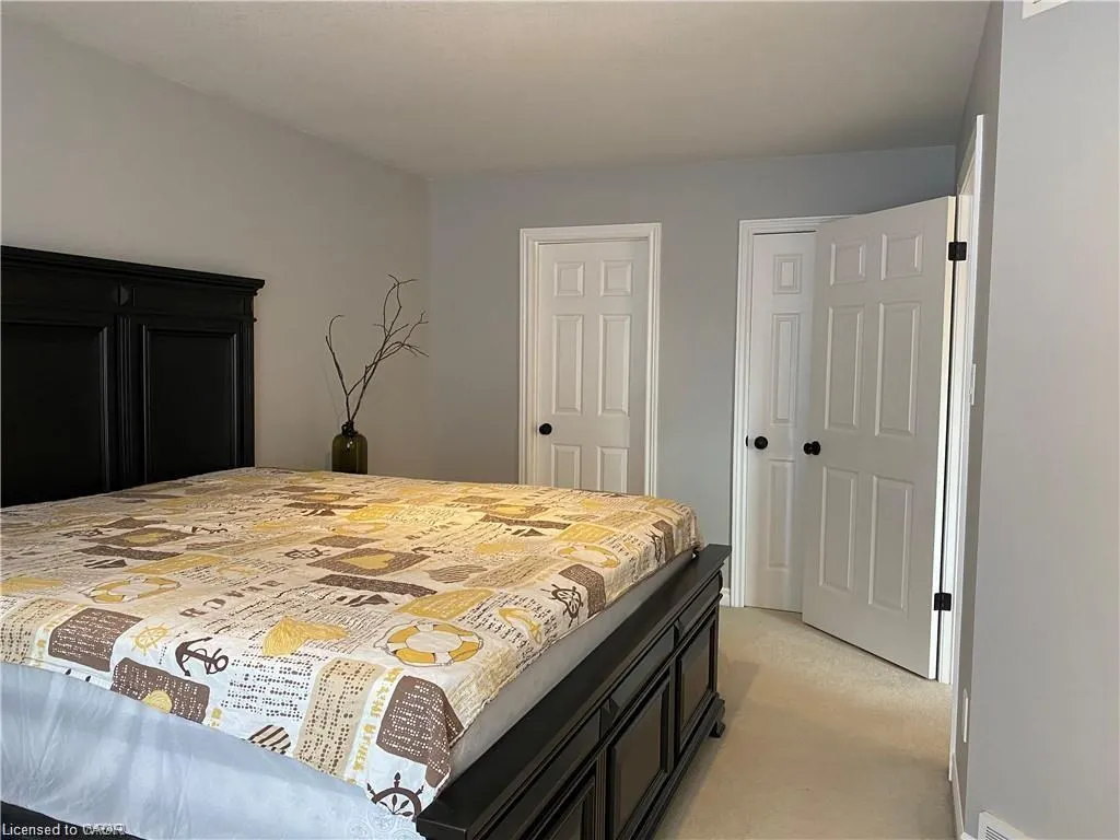 226 Bush Clover Crescent