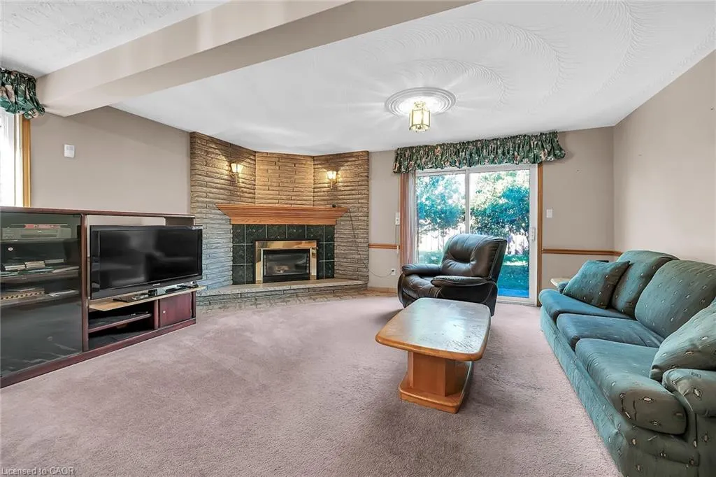 65 Ellington Avenue