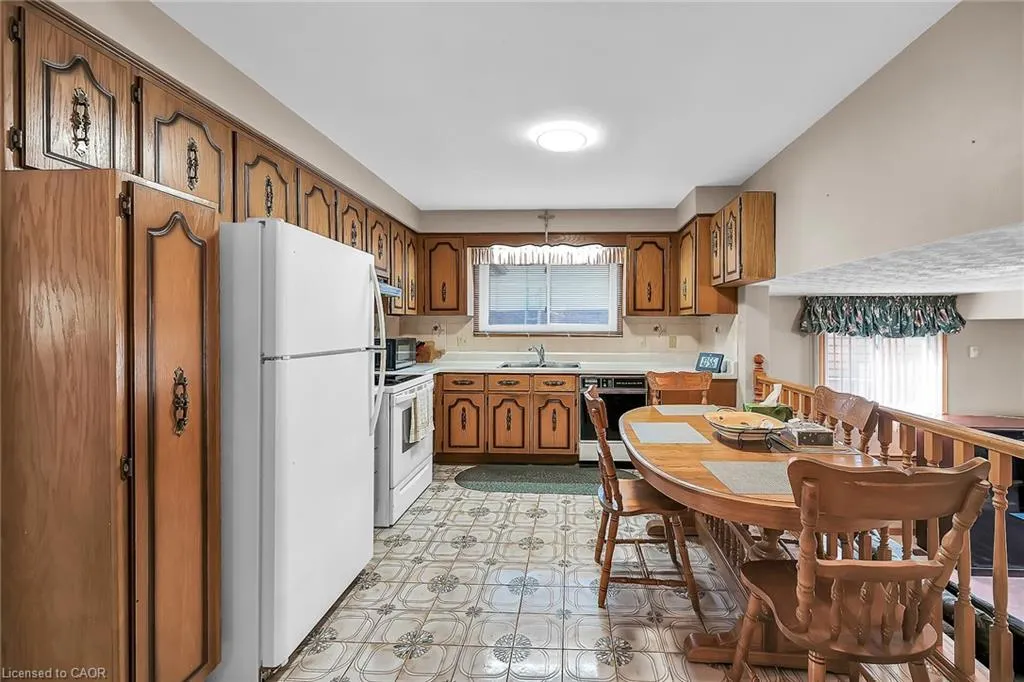 65 Ellington Avenue