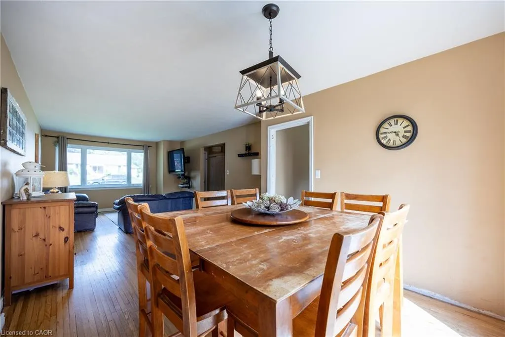 5 Bint Avenue