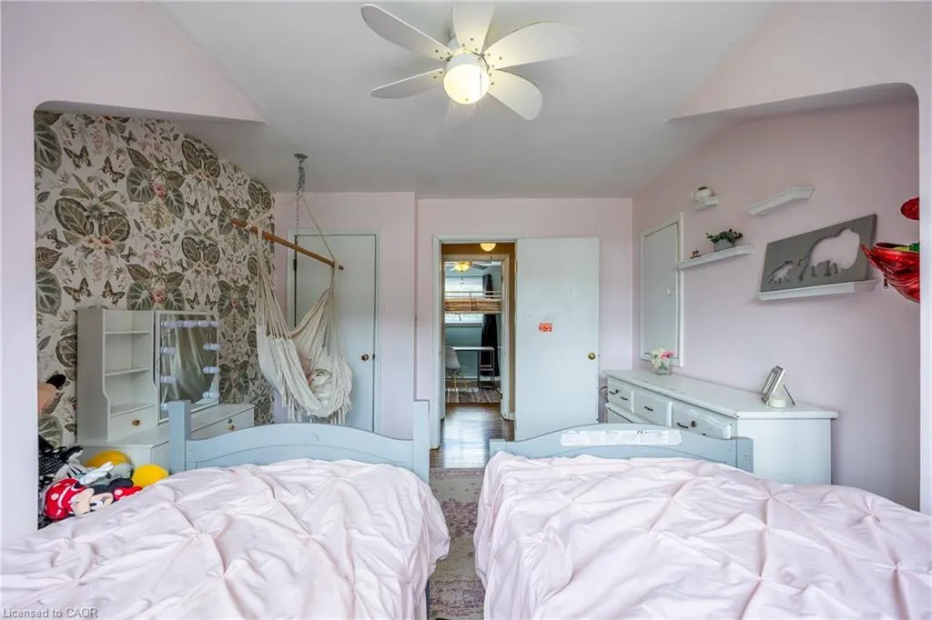 5 Bint Avenue