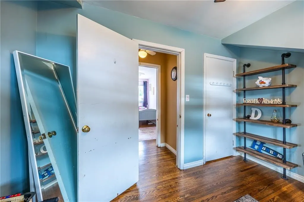 5 Bint Avenue