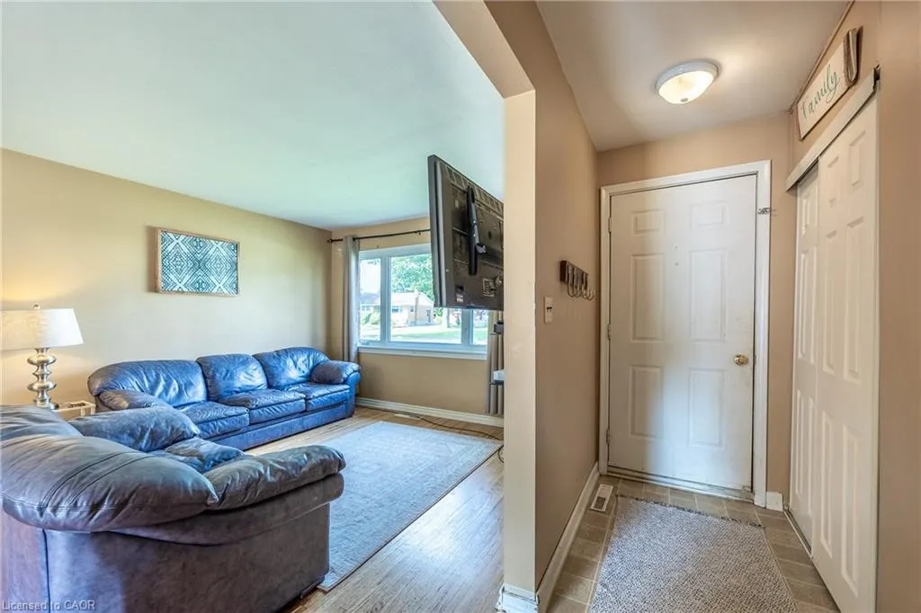 5 Bint Avenue
