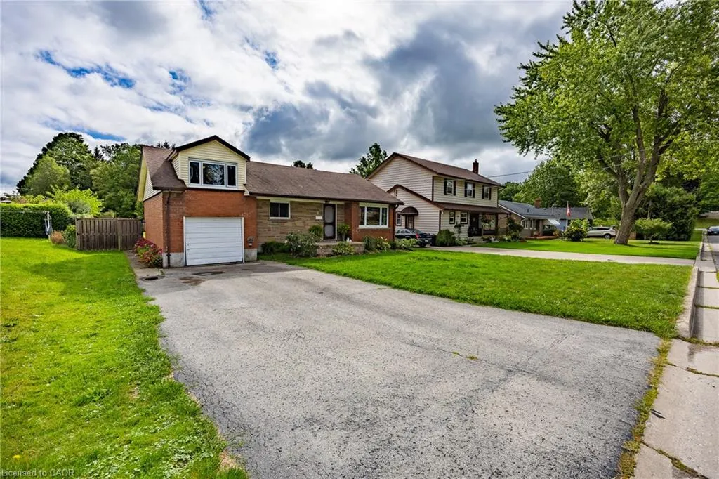5 Bint Avenue