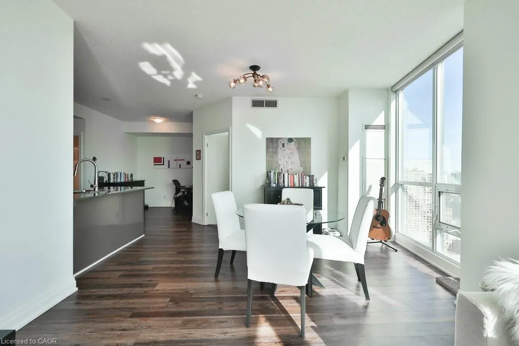 16 Yonge Street, #3109