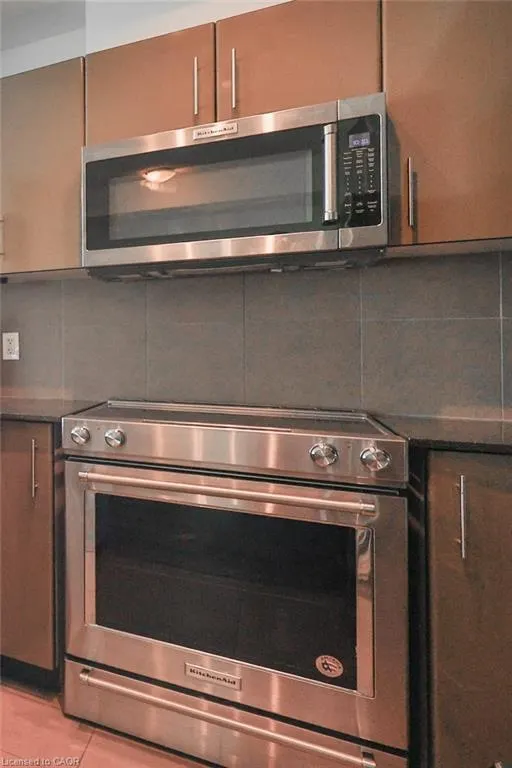 16 Yonge Street, #3109
