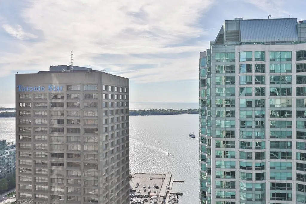 16 Yonge Street, #3109