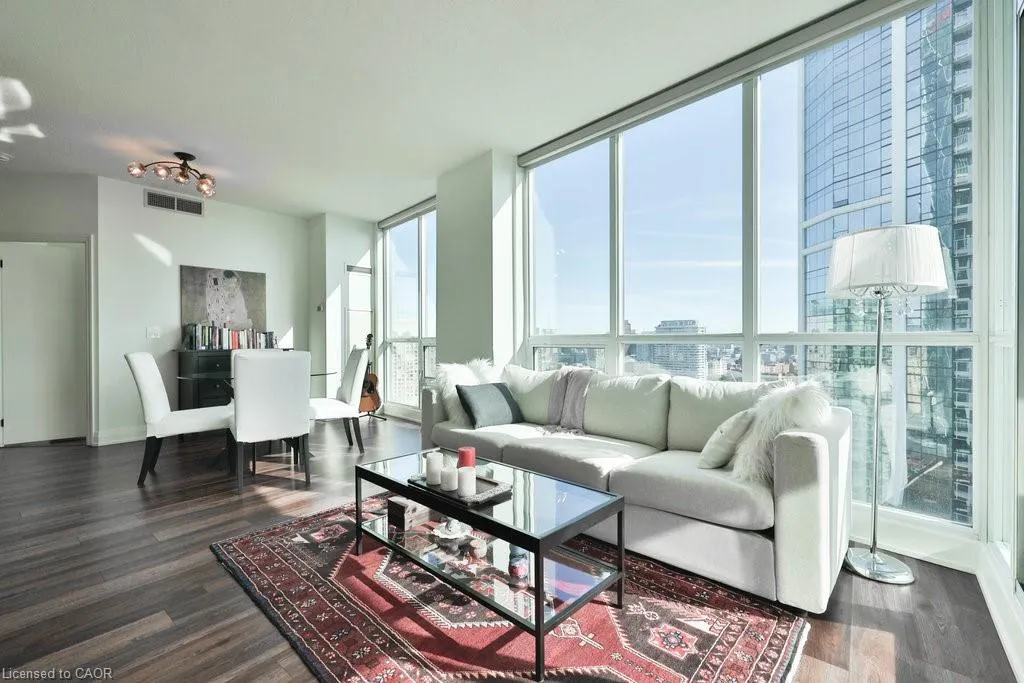 16 Yonge Street, #3109