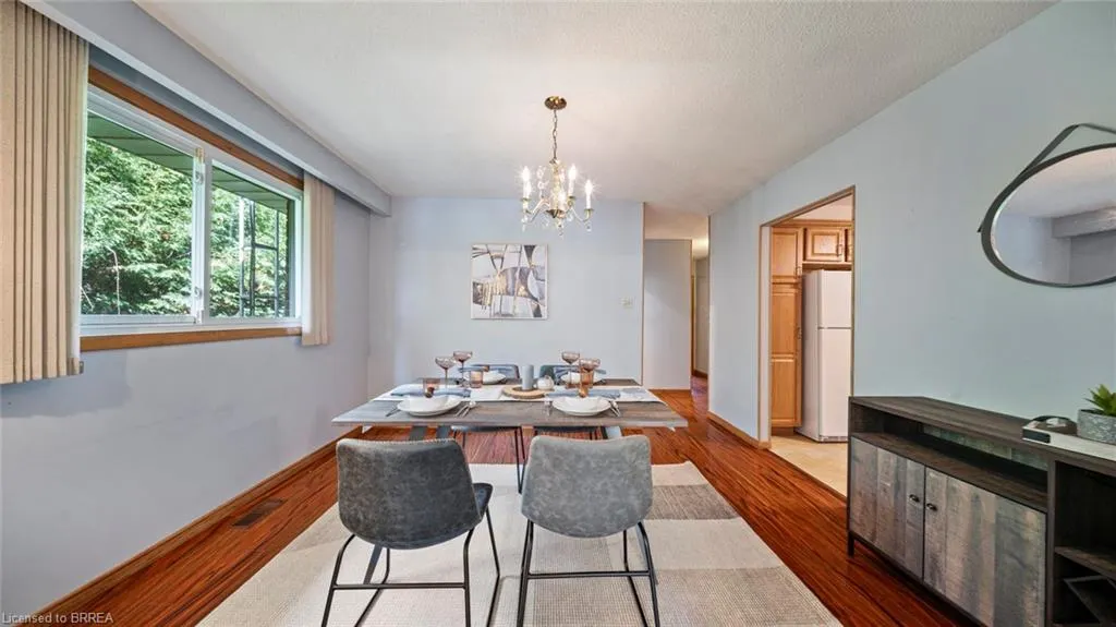 6 Ventnor Court