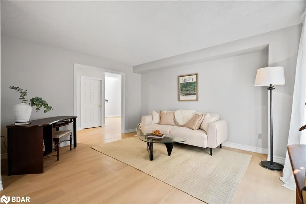 3439 Mulcaster Road