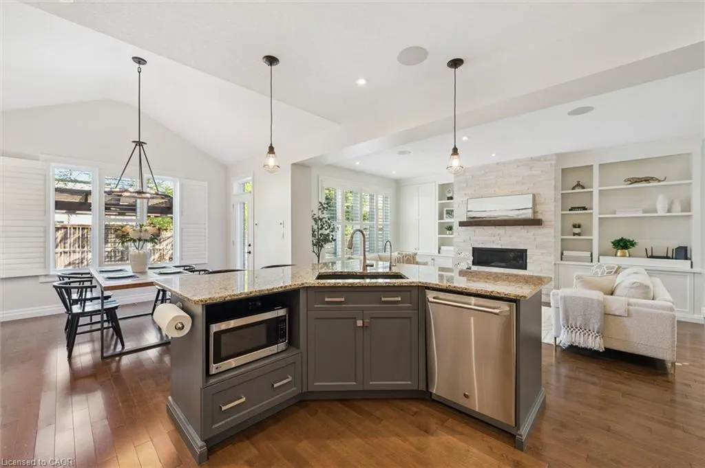 928 Pioneer Grove Court