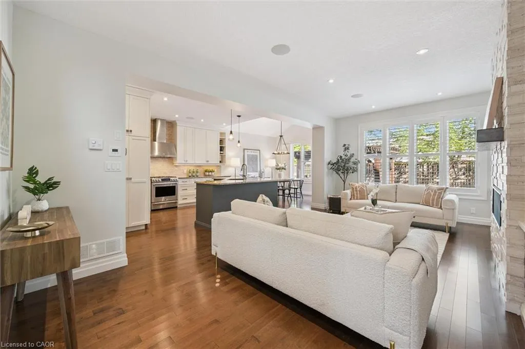 928 Pioneer Grove Court