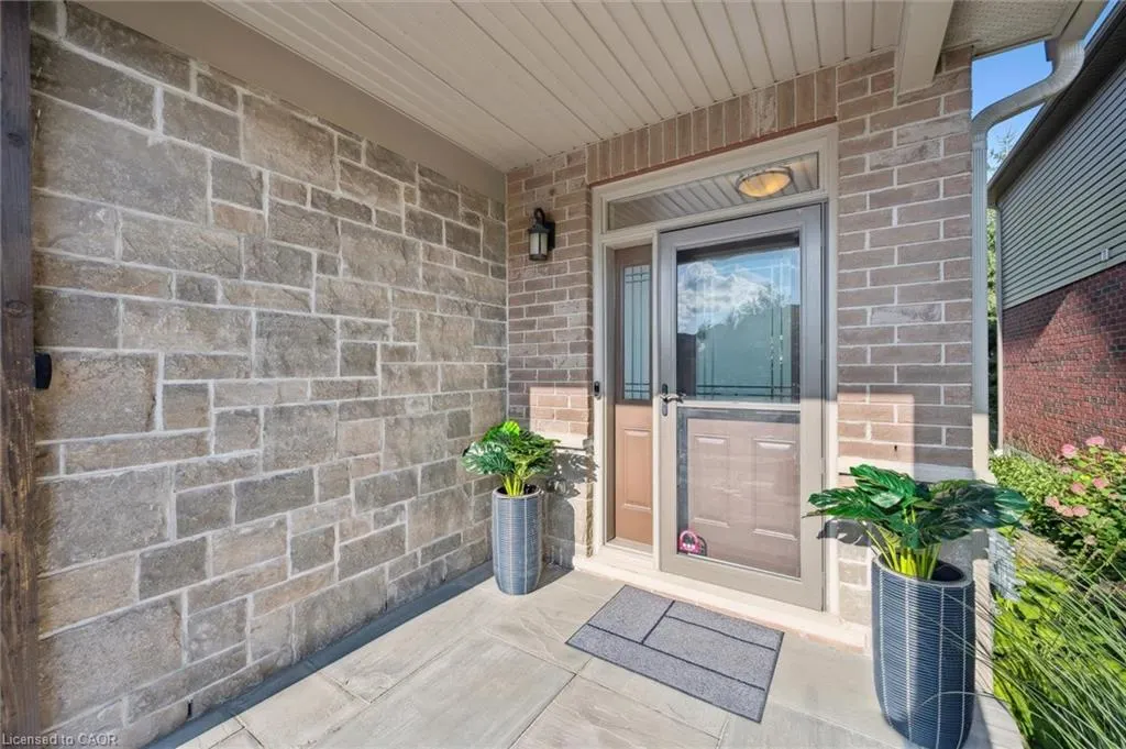 928 Pioneer Grove Court