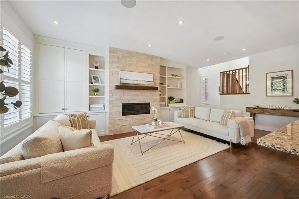 928 Pioneer Grove Court
