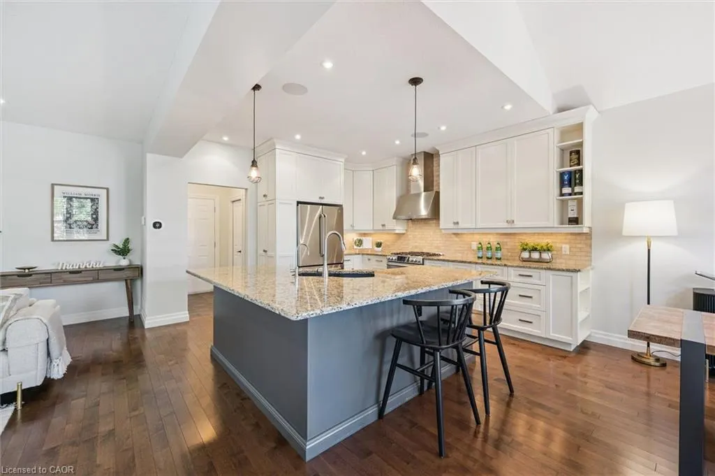928 Pioneer Grove Court