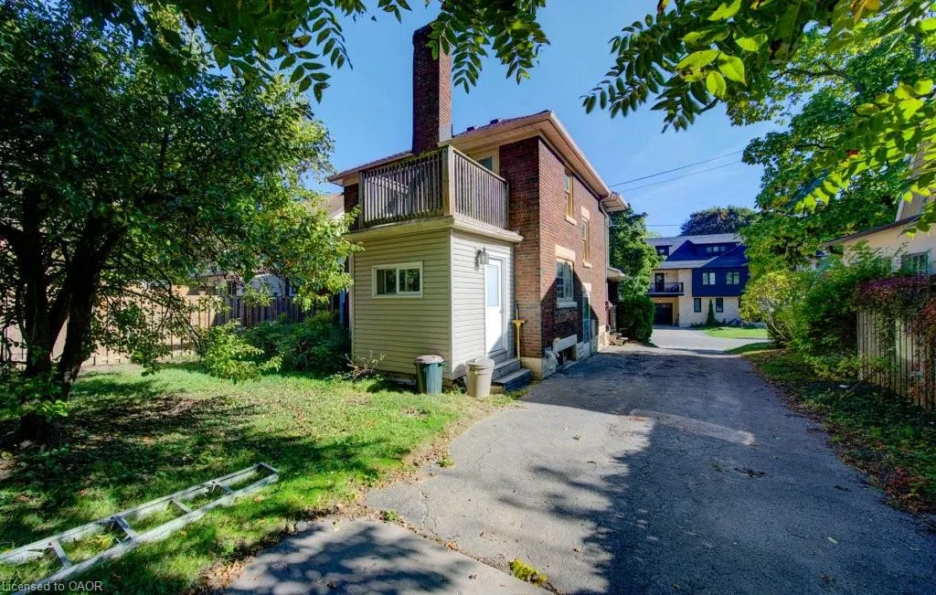 106 Mansion Street