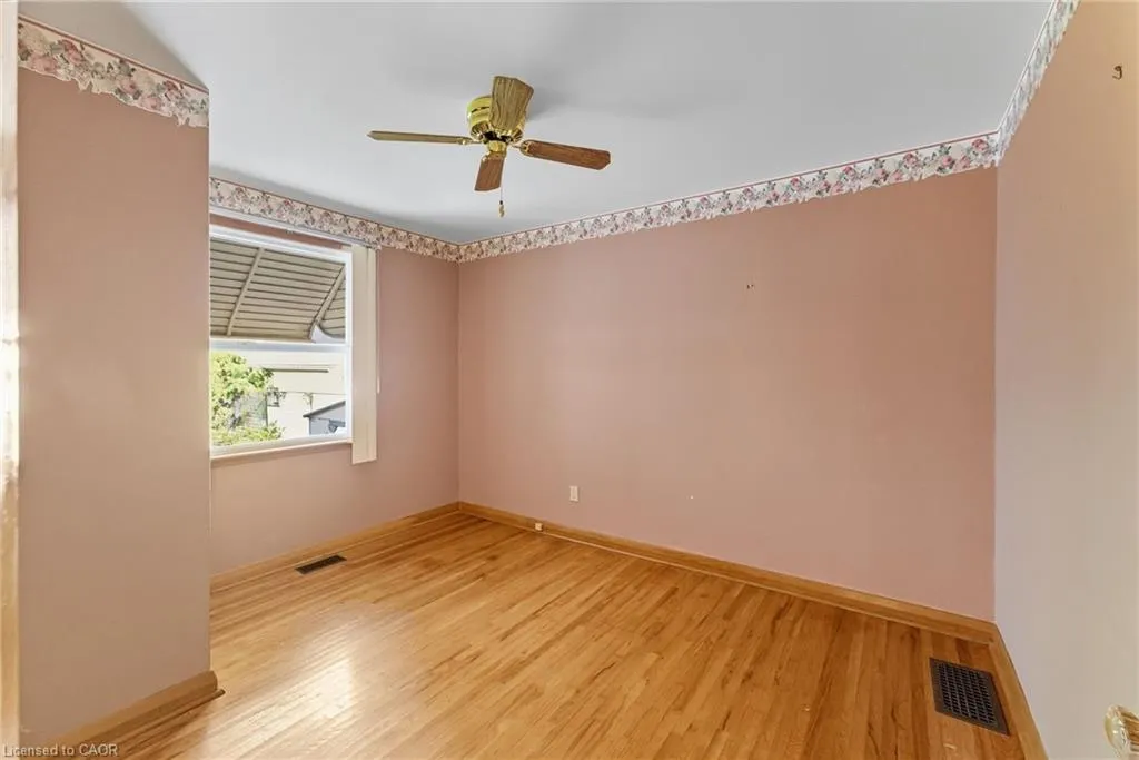 262 East 38th Street