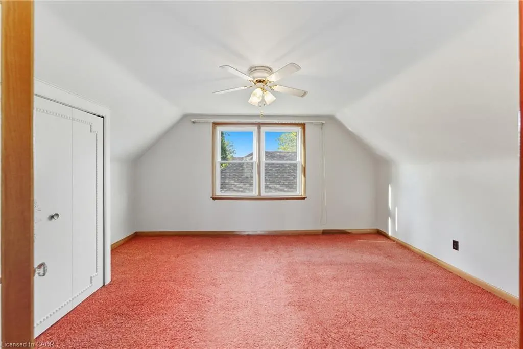 262 East 38th Street