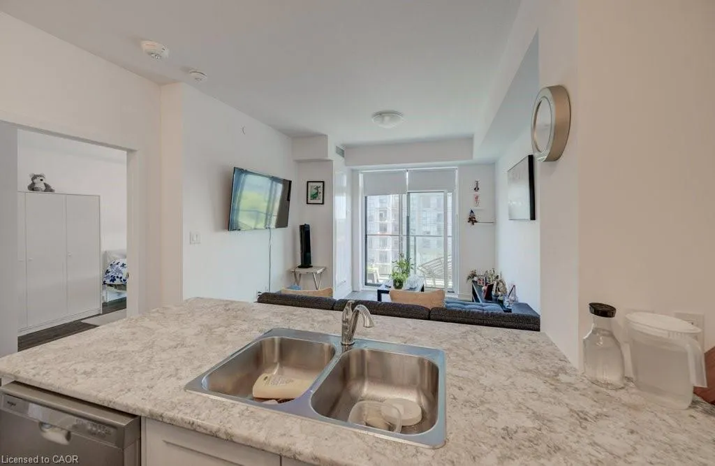 460 Dundas Street E, #1108