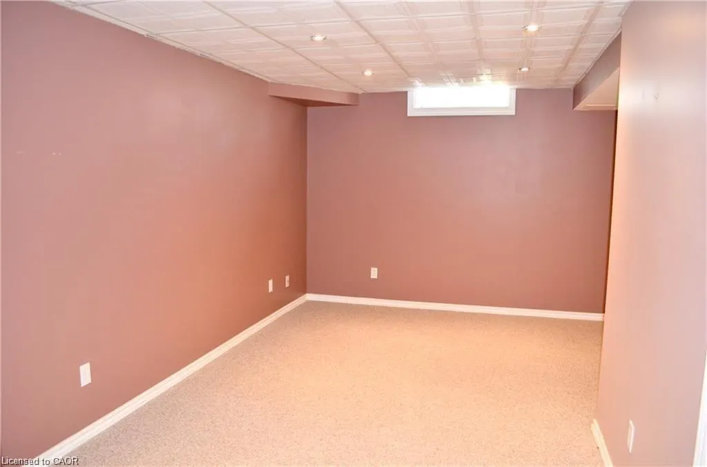 122 Foxborough Drive