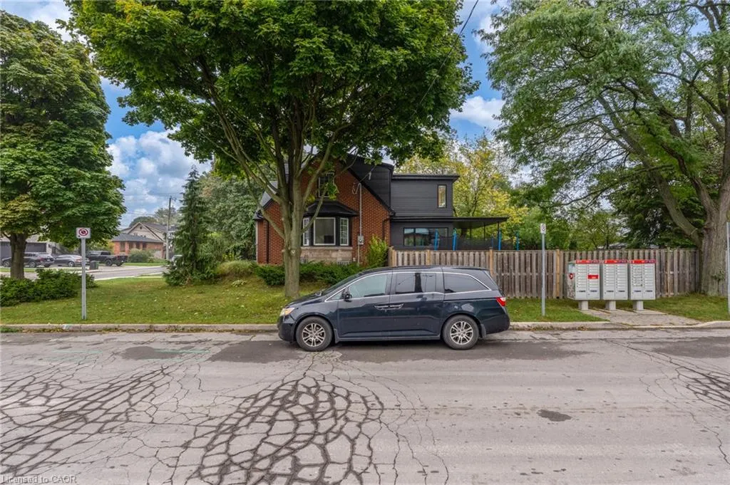 68 Mountain Park Avenue
