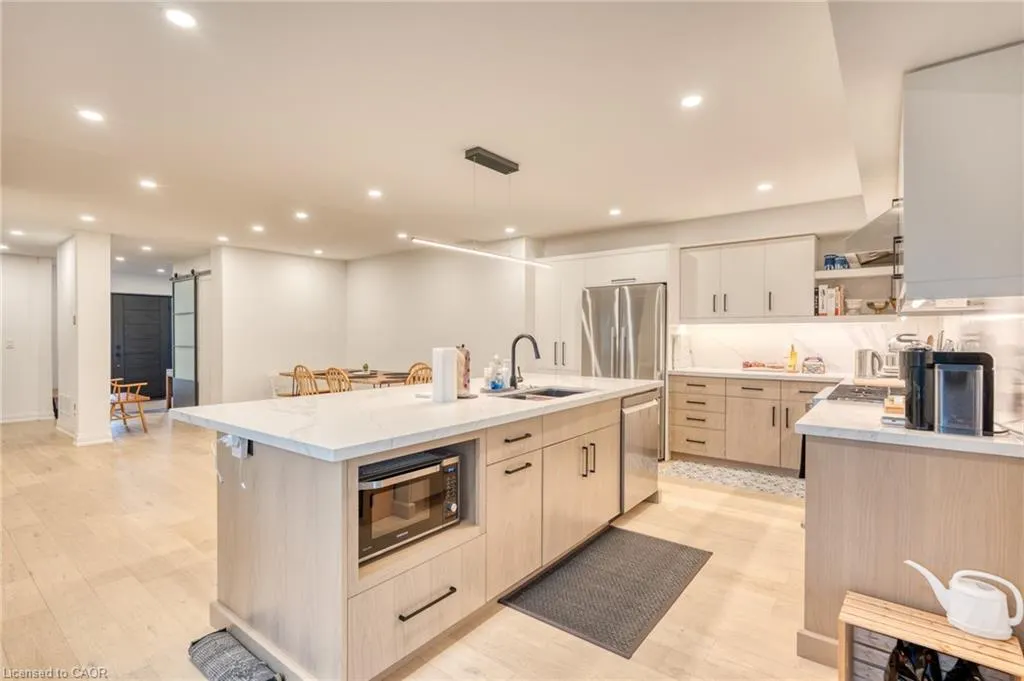 68 Mountain Park Avenue