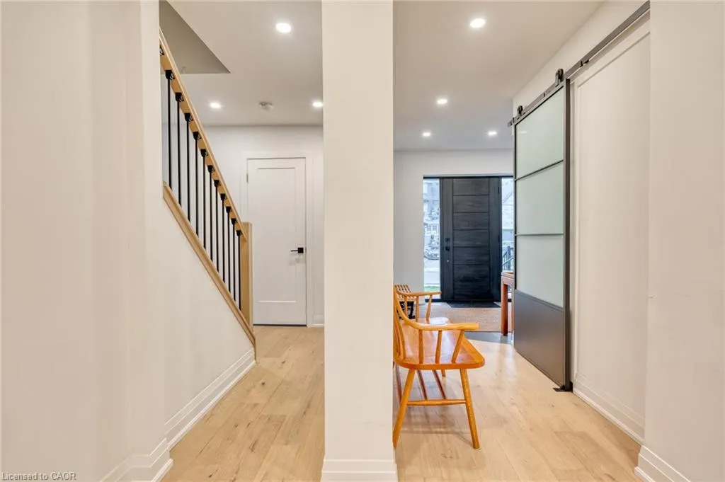 68 Mountain Park Avenue